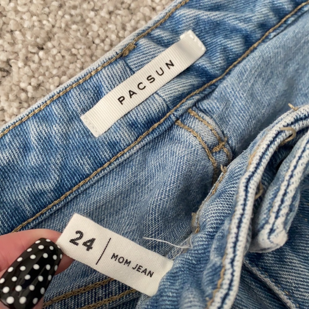 Pacsun size 24 ripped mom jeans - Picture 2 of 3